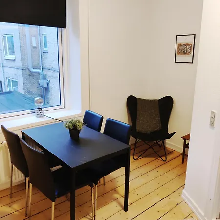 Bright 2 Bedroom On Superb Location * Άλμποργκ